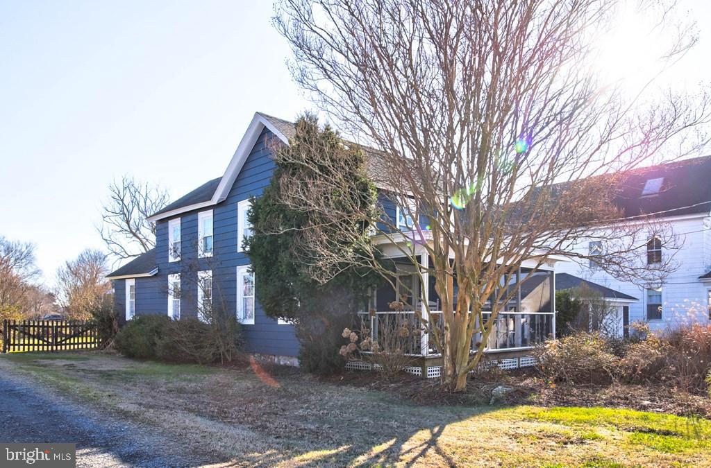 4406 MAIN ST, CHINCOTEAGUE ISLAND, Virginia 23336, 2 Bedrooms Bedrooms, 4 Rooms Rooms,1 BathroomBathrooms,Residential,For sale,4406 MAIN ST,VAAC2002502 MLS # VAAC2002502