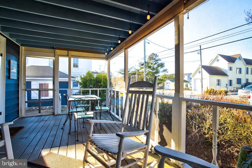 4406 MAIN ST, CHINCOTEAGUE ISLAND, Virginia 23336, 2 Bedrooms Bedrooms, 4 Rooms Rooms,1 BathroomBathrooms,Residential,For sale,4406 MAIN ST,VAAC2002502 MLS # VAAC2002502