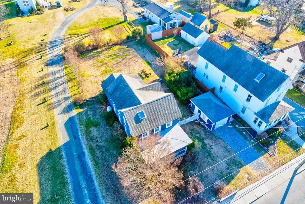 4406 MAIN ST, CHINCOTEAGUE ISLAND, Virginia 23336, 2 Bedrooms Bedrooms, 4 Rooms Rooms,1 BathroomBathrooms,Residential,For sale,4406 MAIN ST,VAAC2002502 MLS # VAAC2002502