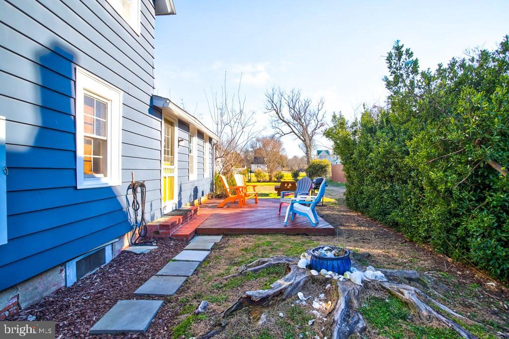 4406 MAIN ST, CHINCOTEAGUE ISLAND, Virginia 23336, 2 Bedrooms Bedrooms, 4 Rooms Rooms,1 BathroomBathrooms,Residential,For sale,4406 MAIN ST,VAAC2002502 MLS # VAAC2002502