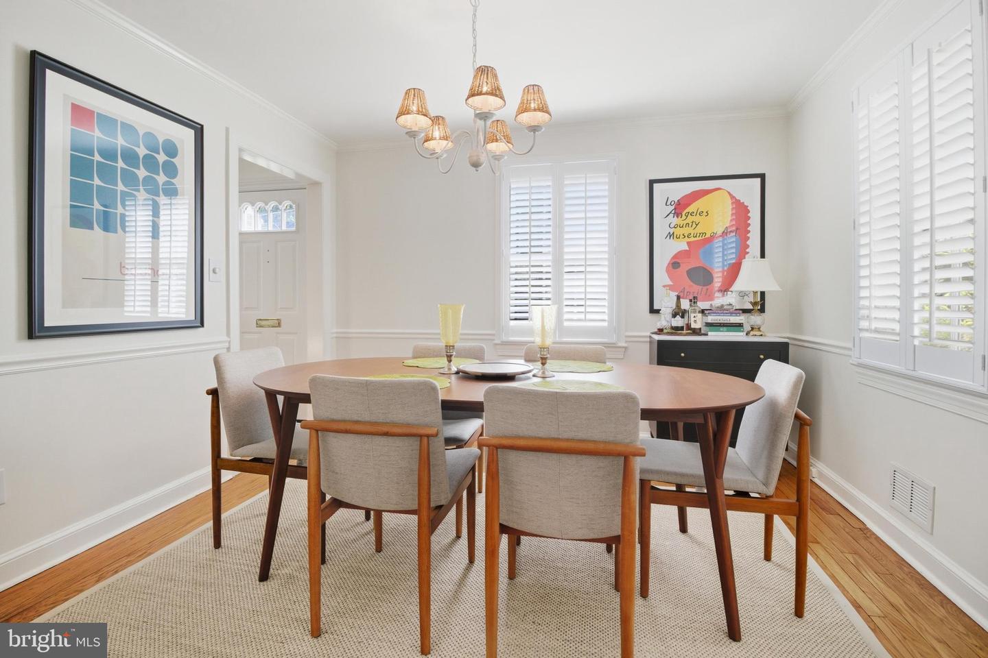 6032 GROVE DR, ALEXANDRIA, Virginia 22307, 3 Bedrooms Bedrooms, ,3 BathroomsBathrooms,Residential,For sale,6032 GROVE DR,VAFX2284390 MLS # VAFX2284390