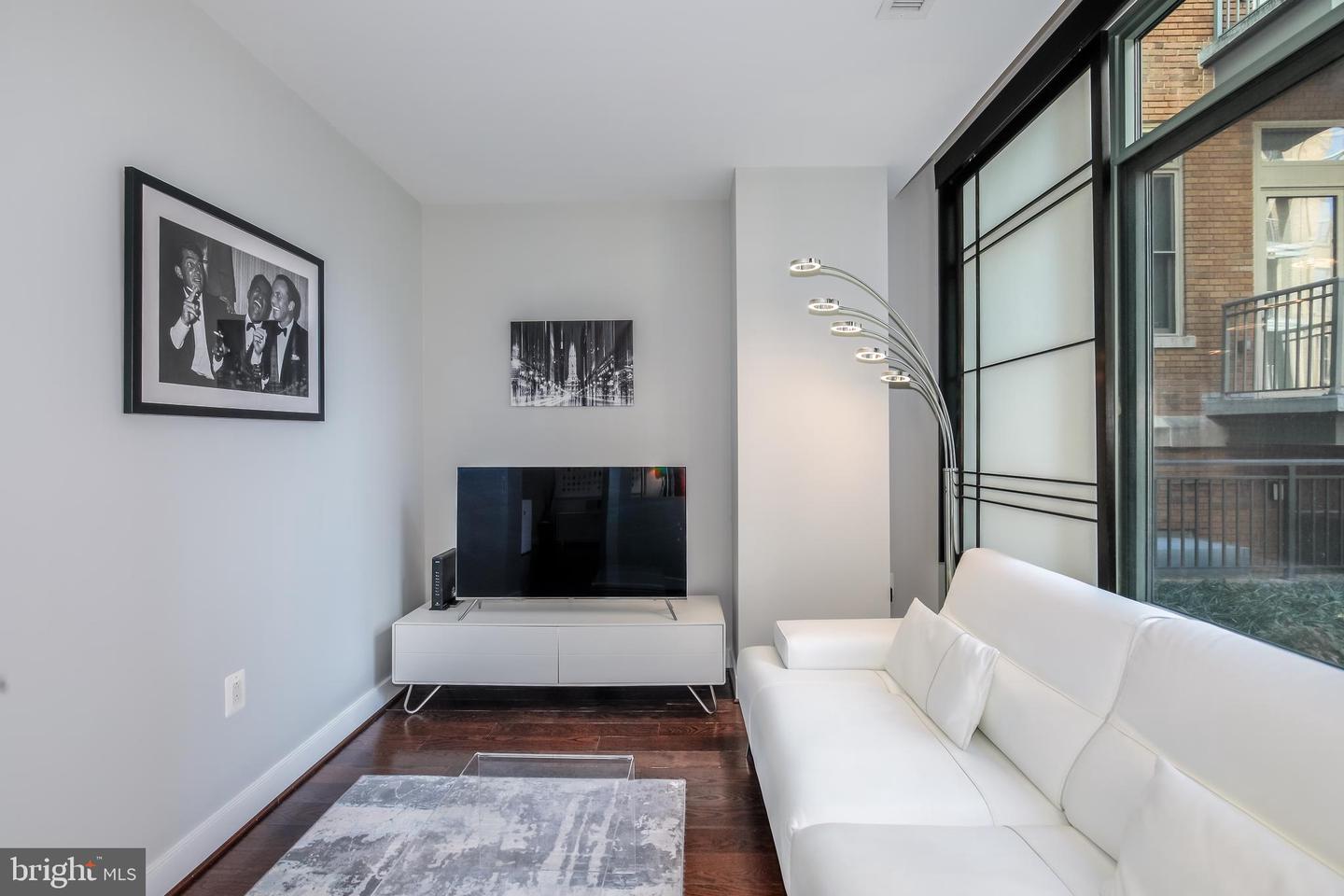 2425 L ST NW #211, WASHINGTON, District Of Columbia 20037, 1 Bedroom Bedrooms, ,1 BathroomBathrooms,Residential,For sale,2425 L ST NW #211,DCDC2240018 MLS # DCDC2240018