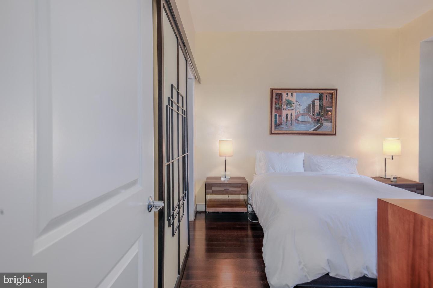 2425 L ST NW #211, WASHINGTON, District Of Columbia 20037, 1 Bedroom Bedrooms, ,1 BathroomBathrooms,Residential,For sale,2425 L ST NW #211,DCDC2240018 MLS # DCDC2240018