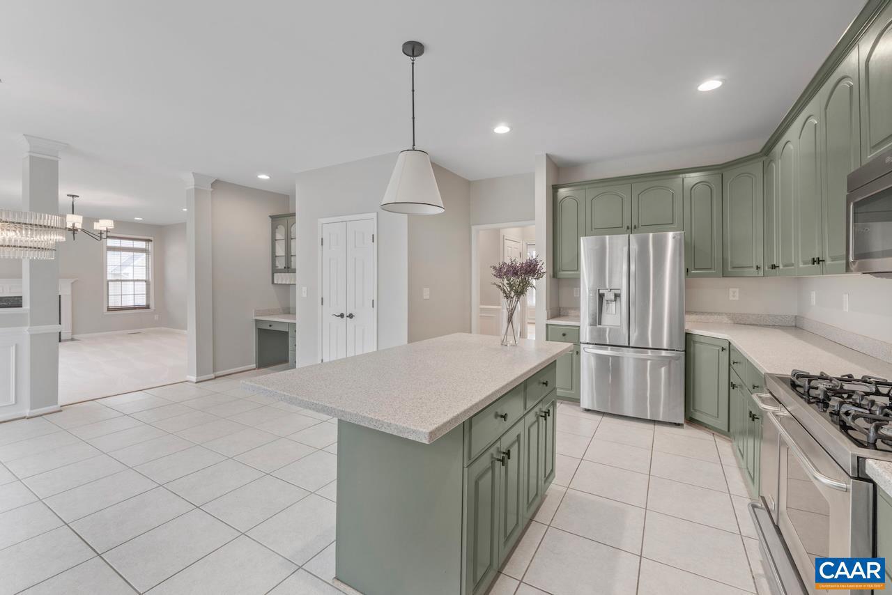 3262 TURNBERRY CIR, CHARLOTTESVILLE, Virginia 22911, 6 Bedrooms Bedrooms, ,4 BathroomsBathrooms,Residential,For sale,3262 TURNBERRY CIR,672211 MLS # 672211 3262 TURNBERRY CIR, CHARLOTTESVILLE, Virginia 22911, 6 Bedrooms Bedrooms, ,4 BathroomsBathrooms,Residential,For sale,3262 TURNBERRY CIR,672211 MLS # 672211