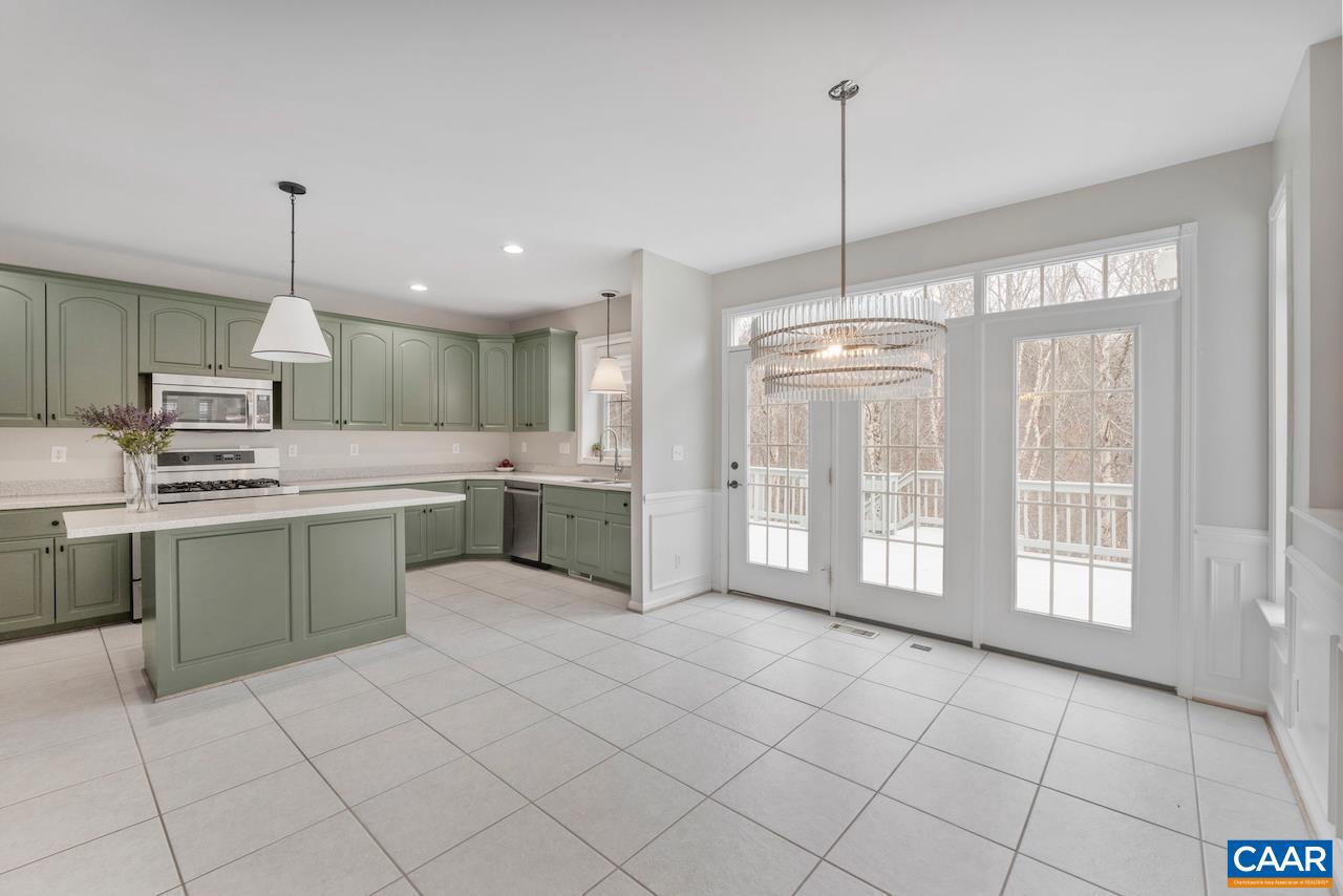 3262 TURNBERRY CIR, CHARLOTTESVILLE, Virginia 22911, 6 Bedrooms Bedrooms, ,4 BathroomsBathrooms,Residential,For sale,3262 TURNBERRY CIR,672211 MLS # 672211 3262 TURNBERRY CIR, CHARLOTTESVILLE, Virginia 22911, 6 Bedrooms Bedrooms, ,4 BathroomsBathrooms,Residential,For sale,3262 TURNBERRY CIR,672211 MLS # 672211