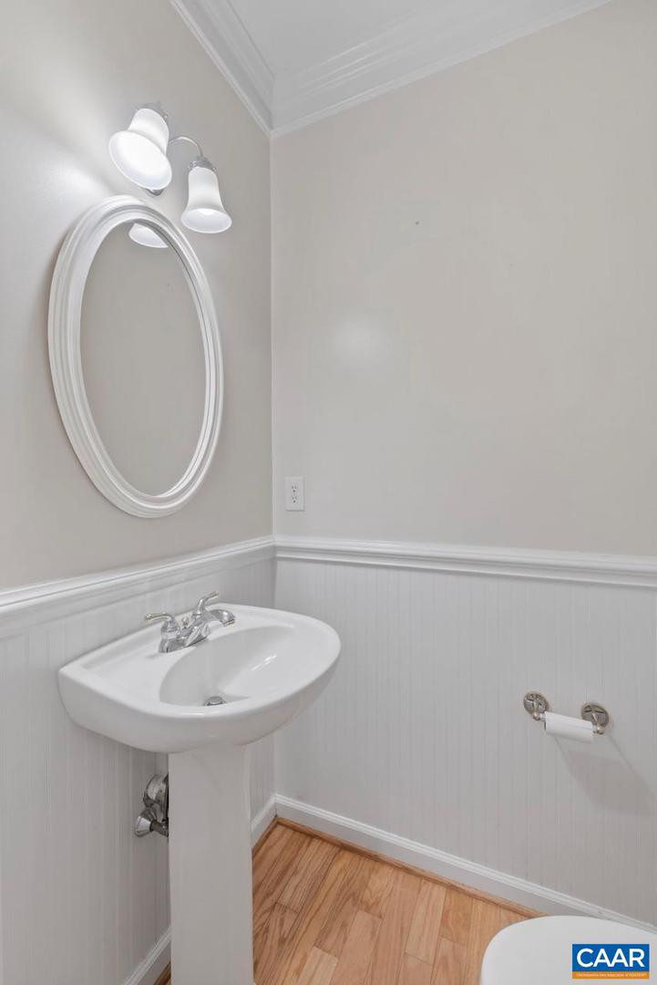 3262 TURNBERRY CIR, CHARLOTTESVILLE, Virginia 22911, 6 Bedrooms Bedrooms, ,4 BathroomsBathrooms,Residential,For sale,3262 TURNBERRY CIR,672211 MLS # 672211 3262 TURNBERRY CIR, CHARLOTTESVILLE, Virginia 22911, 6 Bedrooms Bedrooms, ,4 BathroomsBathrooms,Residential,For sale,3262 TURNBERRY CIR,672211 MLS # 672211