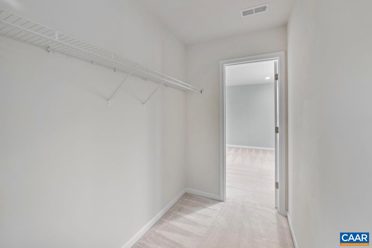 3262 TURNBERRY CIR, CHARLOTTESVILLE, Virginia 22911, 6 Bedrooms Bedrooms, ,4 BathroomsBathrooms,Residential,For sale,3262 TURNBERRY CIR,672211 MLS # 672211 3262 TURNBERRY CIR, CHARLOTTESVILLE, Virginia 22911, 6 Bedrooms Bedrooms, ,4 BathroomsBathrooms,Residential,For sale,3262 TURNBERRY CIR,672211 MLS # 672211