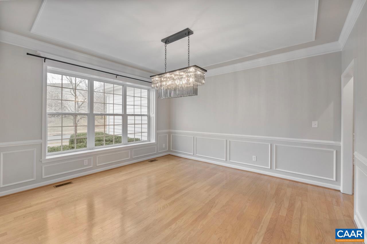 3262 TURNBERRY CIR, CHARLOTTESVILLE, Virginia 22911, 6 Bedrooms Bedrooms, ,4 BathroomsBathrooms,Residential,For sale,3262 TURNBERRY CIR,672211 MLS # 672211 3262 TURNBERRY CIR, CHARLOTTESVILLE, Virginia 22911, 6 Bedrooms Bedrooms, ,4 BathroomsBathrooms,Residential,For sale,3262 TURNBERRY CIR,672211 MLS # 672211