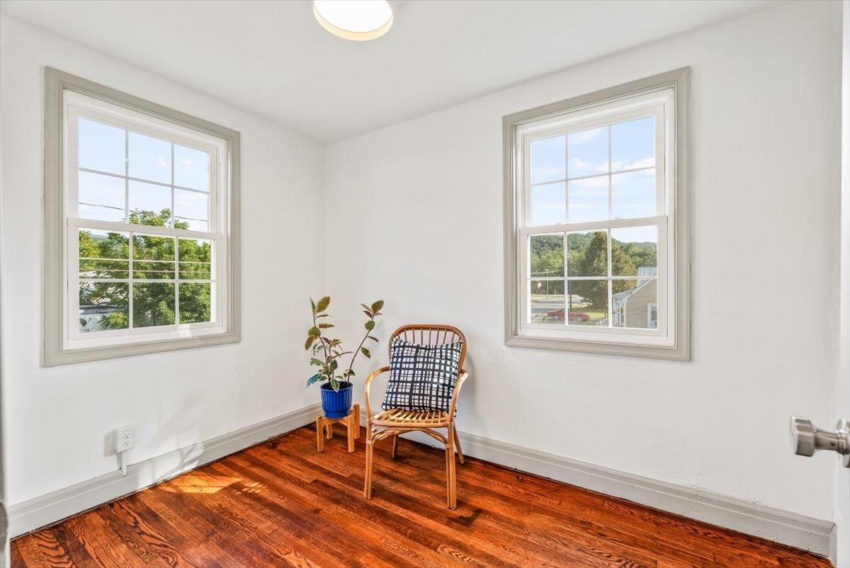 143 N ELKIN AVE, WAYNESBORO, Virginia 22980, ,Residential,143 N ELKIN AVE,672218 MLS # 672218