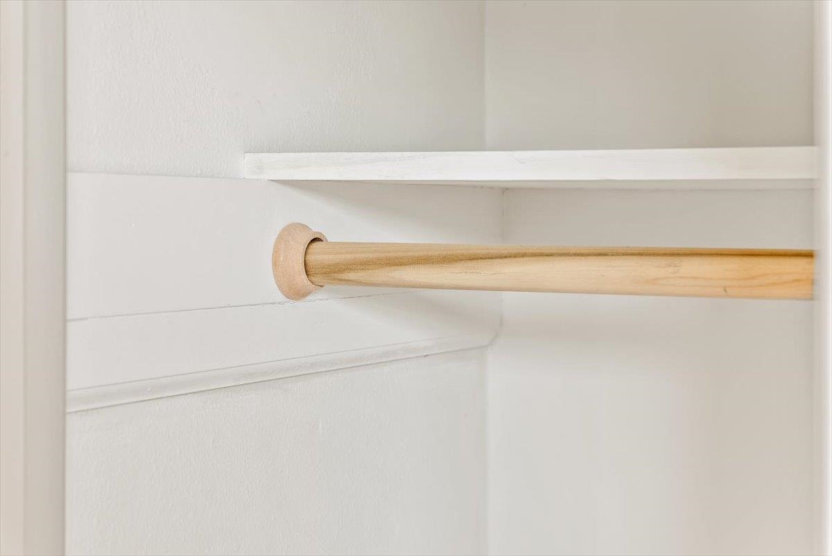 143 N ELKIN AVE, WAYNESBORO, Virginia 22980, ,Residential,143 N ELKIN AVE,672218 MLS # 672218