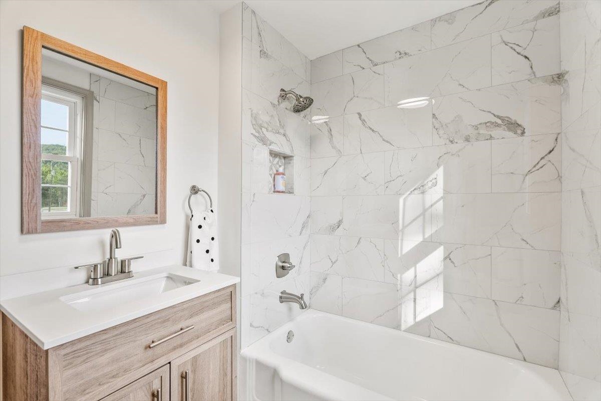 143 N ELKIN AVE, WAYNESBORO, Virginia 22980, ,Residential,143 N ELKIN AVE,672218 MLS # 672218