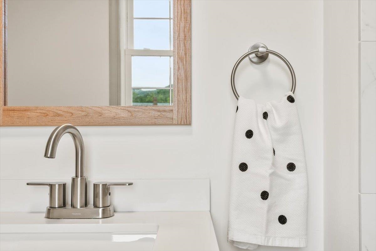 143 N ELKIN AVE, WAYNESBORO, Virginia 22980, ,Residential,143 N ELKIN AVE,672218 MLS # 672218