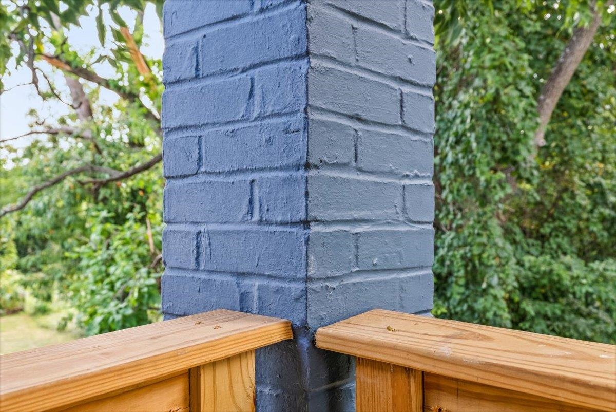 143 N ELKIN AVE, WAYNESBORO, Virginia 22980, ,Residential,143 N ELKIN AVE,672218 MLS # 672218