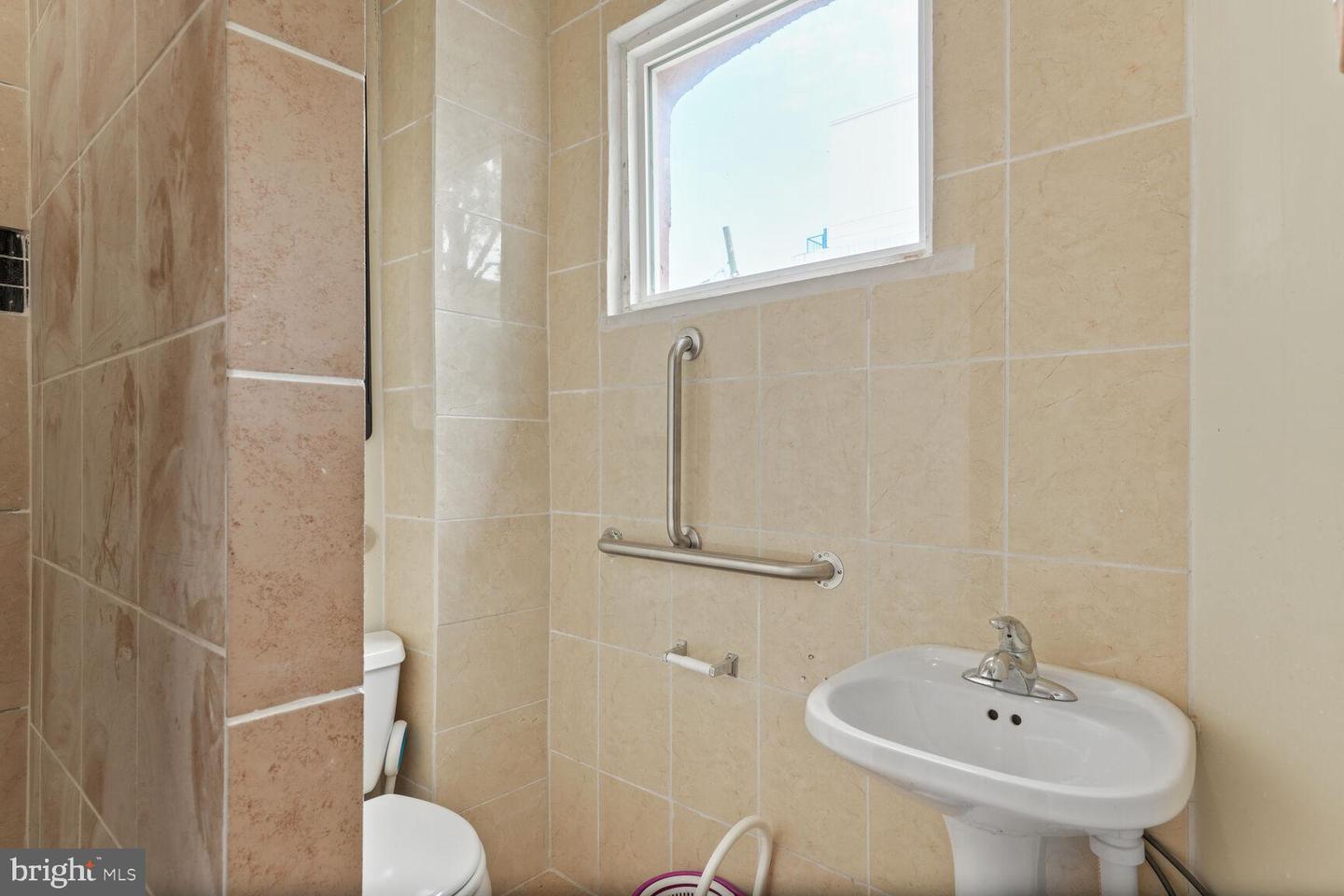 1601 MONTELLO AVE NE, WASHINGTON, District Of Columbia 20002, ,Land,For sale,1601 MONTELLO AVE NE,DCDC2213278 MLS # DCDC2213278