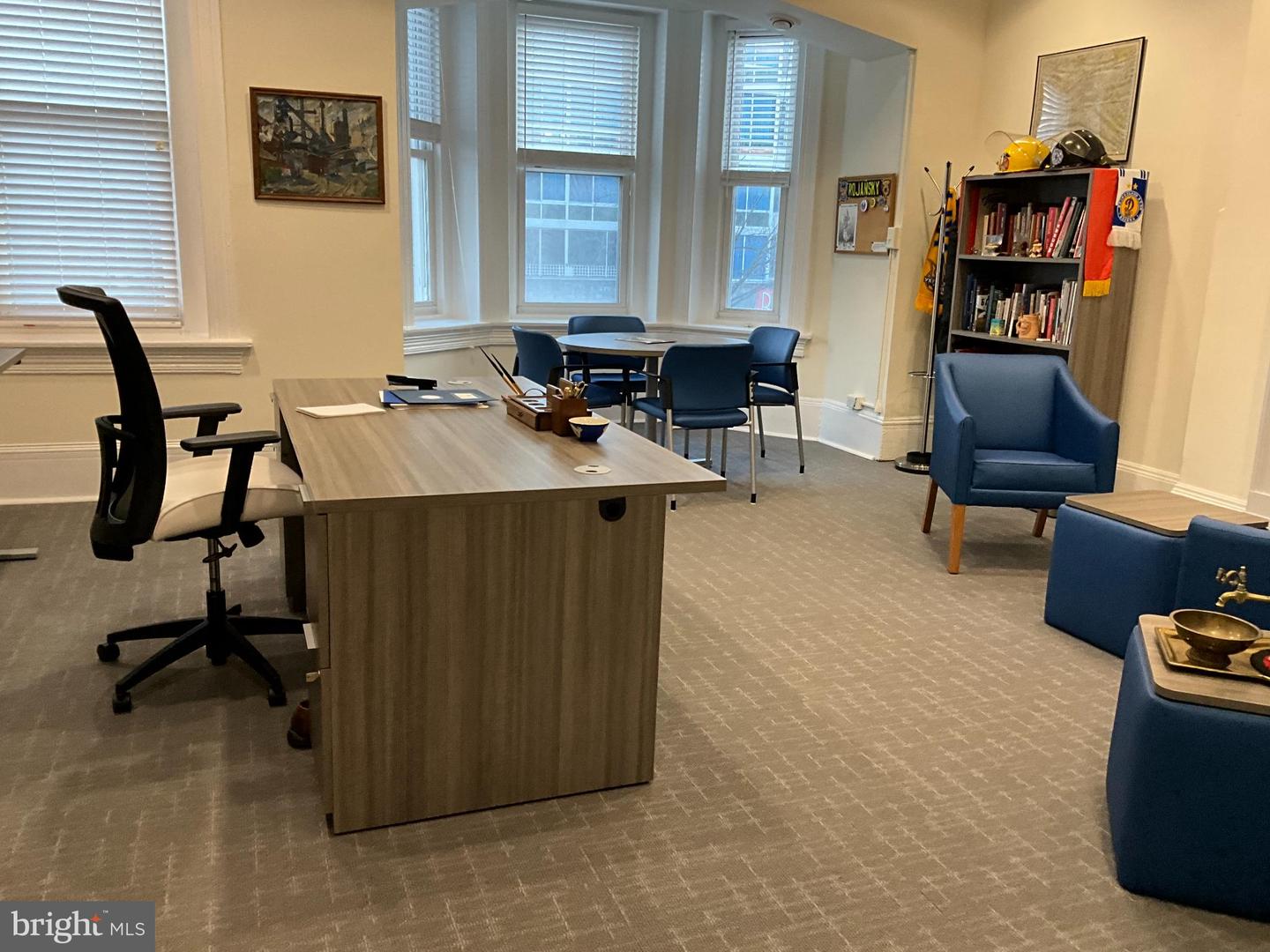 1230 17TH ST NW, WASHINGTON, District Of Columbia 20036, 5 Bedrooms Bedrooms, 8 Rooms Rooms,Residential,For sale,1230 17TH ST NW,DCDC2114544 MLS # DCDC2114544