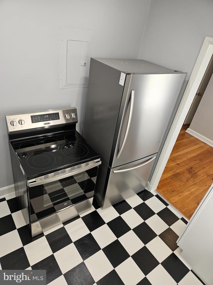 3011 ERIE ST SE #B-257, WASHINGTON, District Of Columbia 20020, 2 Bedrooms Bedrooms, ,1 BathroomBathrooms,Residential,For sale,3011 ERIE ST SE #B-257,DCDC2198850 MLS # DCDC2198850