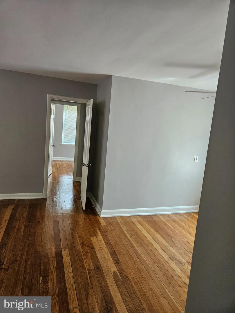 3011 ERIE ST SE #B-257, WASHINGTON, District Of Columbia 20020, 2 Bedrooms Bedrooms, ,1 BathroomBathrooms,Residential,For sale,3011 ERIE ST SE #B-257,DCDC2198850 MLS # DCDC2198850