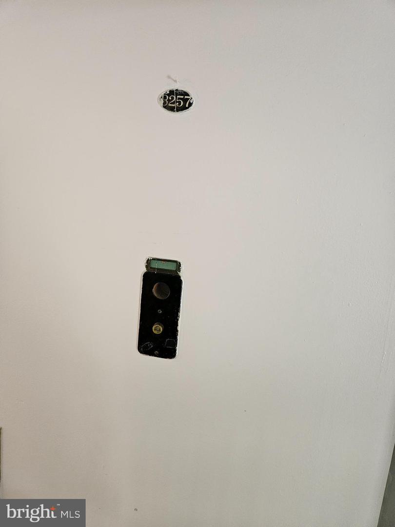 3011 ERIE ST SE #B-257, WASHINGTON, District Of Columbia 20020, 2 Bedrooms Bedrooms, ,1 BathroomBathrooms,Residential,For sale,3011 ERIE ST SE #B-257,DCDC2198850 MLS # DCDC2198850