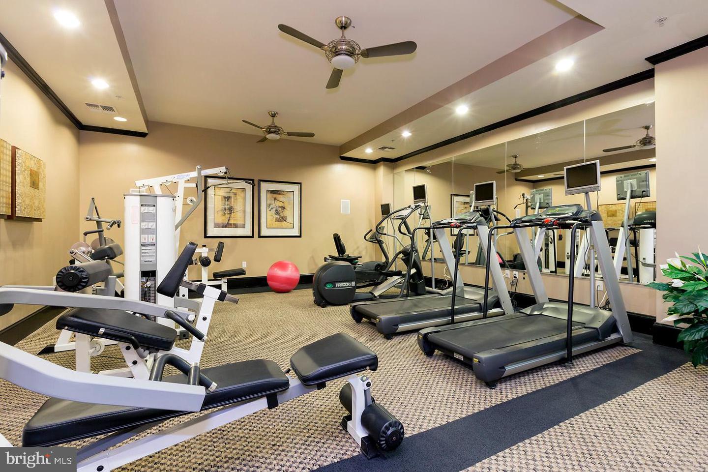 1111 25TH ST NW #502, WASHINGTON, District Of Columbia 20037, 1 Bedroom Bedrooms, ,1 BathroomBathrooms,Residential,For sale,1111 25TH ST NW #502,DCDC2205796 MLS # DCDC2205796