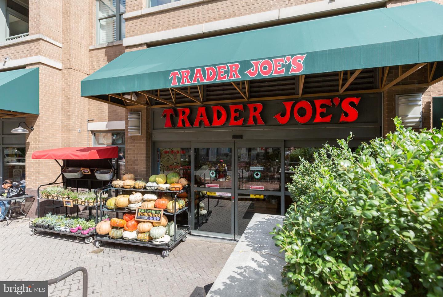 1111 25TH ST NW #502, WASHINGTON, District Of Columbia 20037, 1 Bedroom Bedrooms, ,1 BathroomBathrooms,Residential,For sale,1111 25TH ST NW #502,DCDC2205796 MLS # DCDC2205796