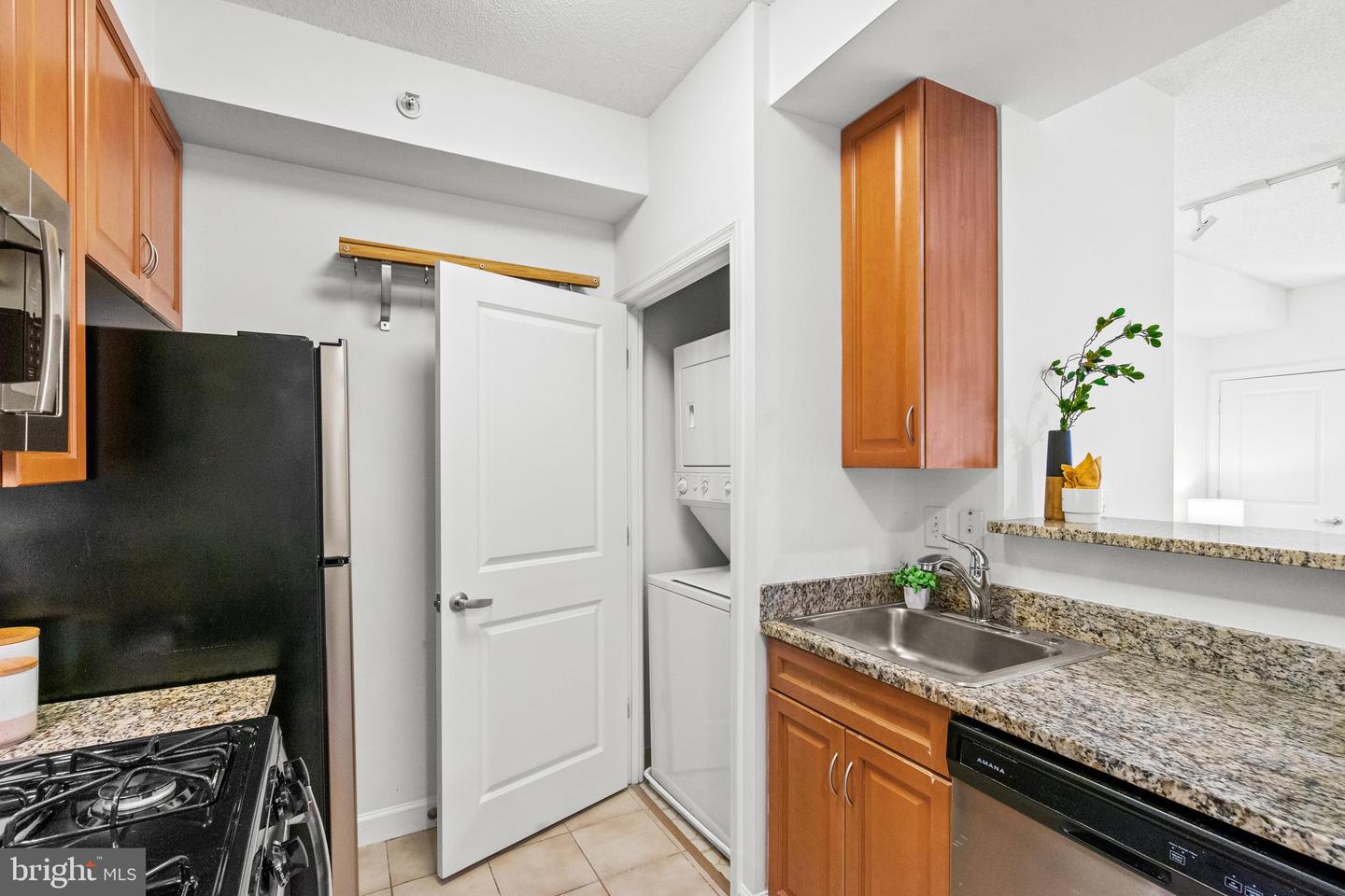 1111 25TH ST NW #502, WASHINGTON, District Of Columbia 20037, 1 Bedroom Bedrooms, ,1 BathroomBathrooms,Residential,For sale,1111 25TH ST NW #502,DCDC2205796 MLS # DCDC2205796