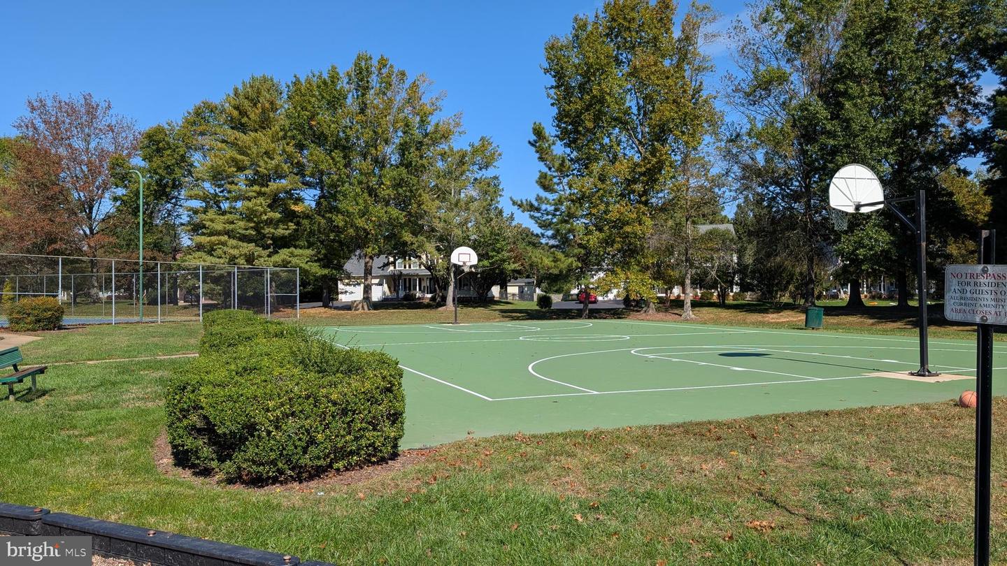 6100 THAYER ST, FREDERICKSBURG, Virginia 22407, 4 Bedrooms Bedrooms, 14 Rooms Rooms,2 BathroomsBathrooms,Residential,For sale,6100 THAYER ST,VASP2035690 MLS # VASP2035690