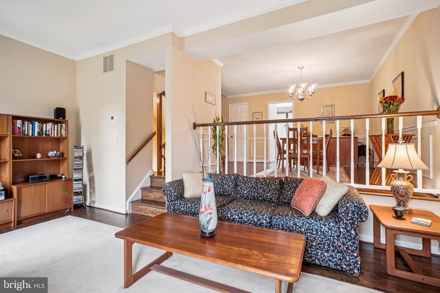 5936 MUNSON CT, FALLS CHURCH, Virginia 22041, 3 Bedrooms Bedrooms, ,3 BathroomsBathrooms,Residential,For sale,5936 MUNSON CT,VAFX2265252 MLS # VAFX2265252 5936 MUNSON CT, FALLS CHURCH, Virginia 22041, 3 Bedrooms Bedrooms, ,3 BathroomsBathrooms,Residential,For sale,5936 MUNSON CT,VAFX2265252 MLS # VAFX2265252