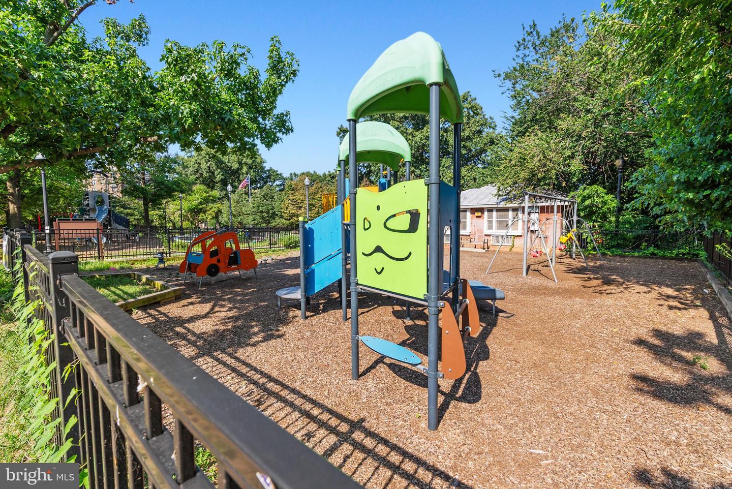 1851 COLUMBIA RD NW #305, WASHINGTON, District Of Columbia 20009, 1 Bedroom Bedrooms, ,1 BathroomBathrooms,Residential,For sale,1851 COLUMBIA RD NW #305,DCDC2222824 MLS # DCDC2222824