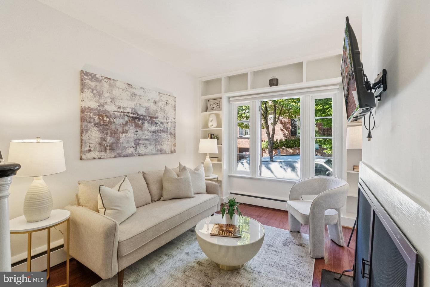 1239 30TH ST NW, WASHINGTON, District Of Columbia 20007, 2 Bedrooms Bedrooms, ,1 BathroomBathrooms,Residential,For sale,1239 30TH ST NW,DCDC2225428 MLS # DCDC2225428