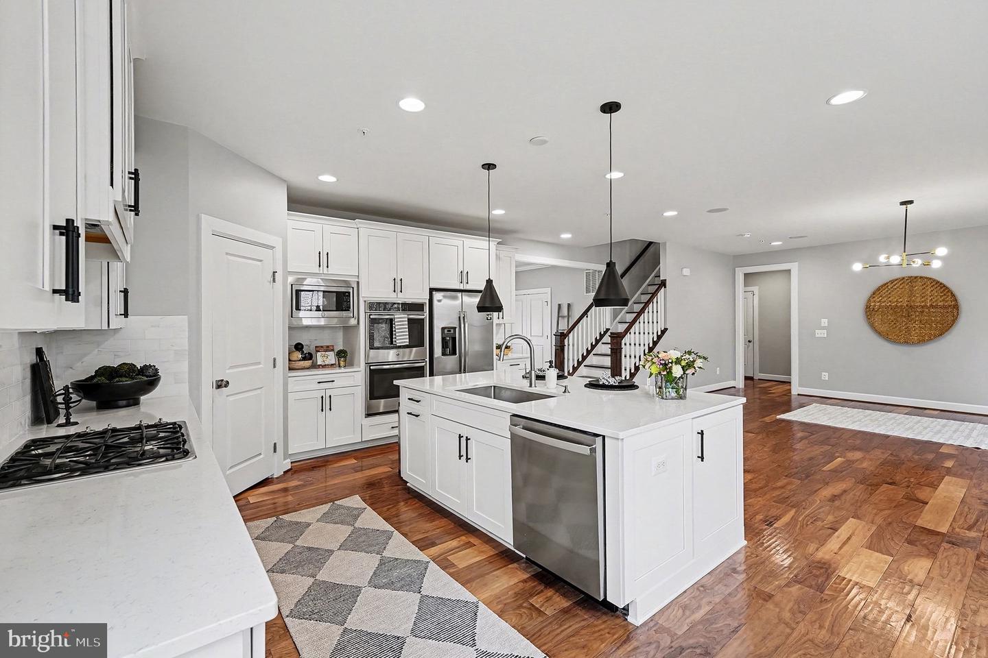 2350 SWEET PEPPERBRUSH LOOP, DUMFRIES, Virginia 22026, 5 Bedrooms Bedrooms, ,4 BathroomsBathrooms,Residential,For sale,2350 SWEET PEPPERBRUSH LOOP,VAPW2105634 MLS # VAPW2105634