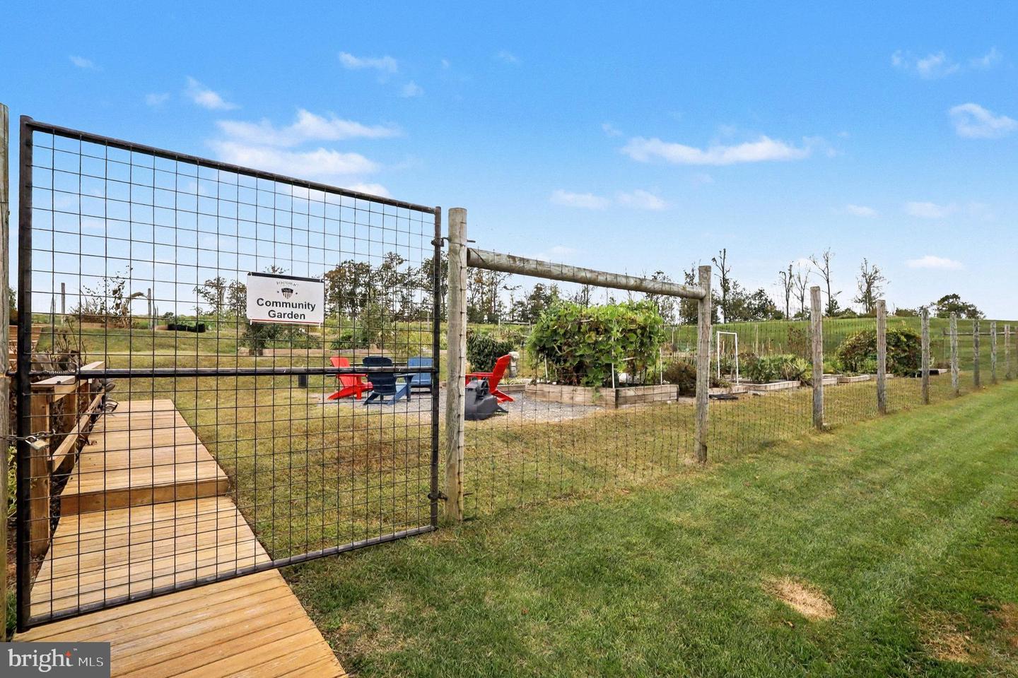 2350 SWEET PEPPERBRUSH LOOP, DUMFRIES, Virginia 22026, 5 Bedrooms Bedrooms, ,4 BathroomsBathrooms,Residential,For sale,2350 SWEET PEPPERBRUSH LOOP,VAPW2105634 MLS # VAPW2105634