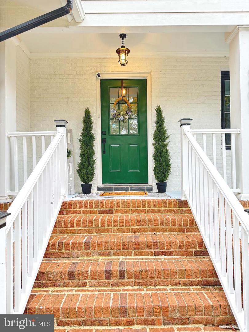 9901 GLASS RD, NORTH CHESTERFIELD, Virginia 23236, 4 Bedrooms Bedrooms, 12 Rooms Rooms,2 BathroomsBathrooms,Residential,For sale,9901 GLASS RD,VACF2001302 MLS # VACF2001302 9901 GLASS RD, NORTH CHESTERFIELD, Virginia 23236, 4 Bedrooms Bedrooms, 12 Rooms Rooms,2 BathroomsBathrooms,Residential,For sale,9901 GLASS RD,VACF2001302 MLS # VACF2001302