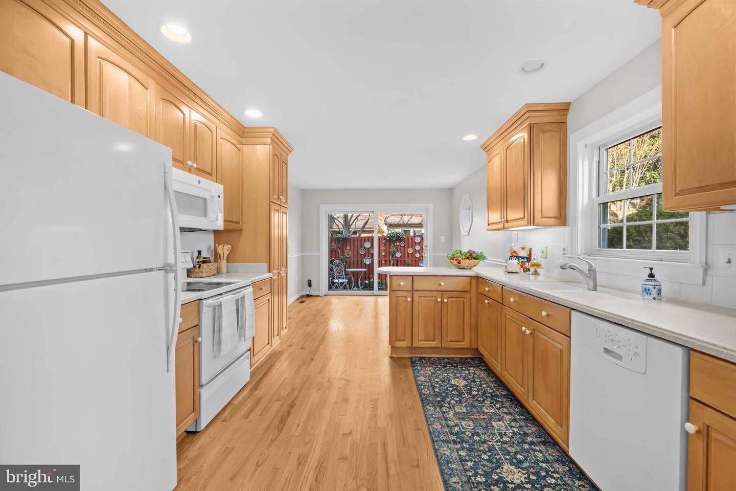 6260 CHAUCER LN, ALEXANDRIA, Virginia 22304, 4 Bedrooms Bedrooms, ,3 BathroomsBathrooms,Residential,For sale,6260 CHAUCER LN,VAFX2278046 MLS # VAFX2278046 6260 CHAUCER LN, ALEXANDRIA, Virginia 22304, 4 Bedrooms Bedrooms, ,3 BathroomsBathrooms,Residential,For sale,6260 CHAUCER LN,VAFX2278046 MLS # VAFX2278046