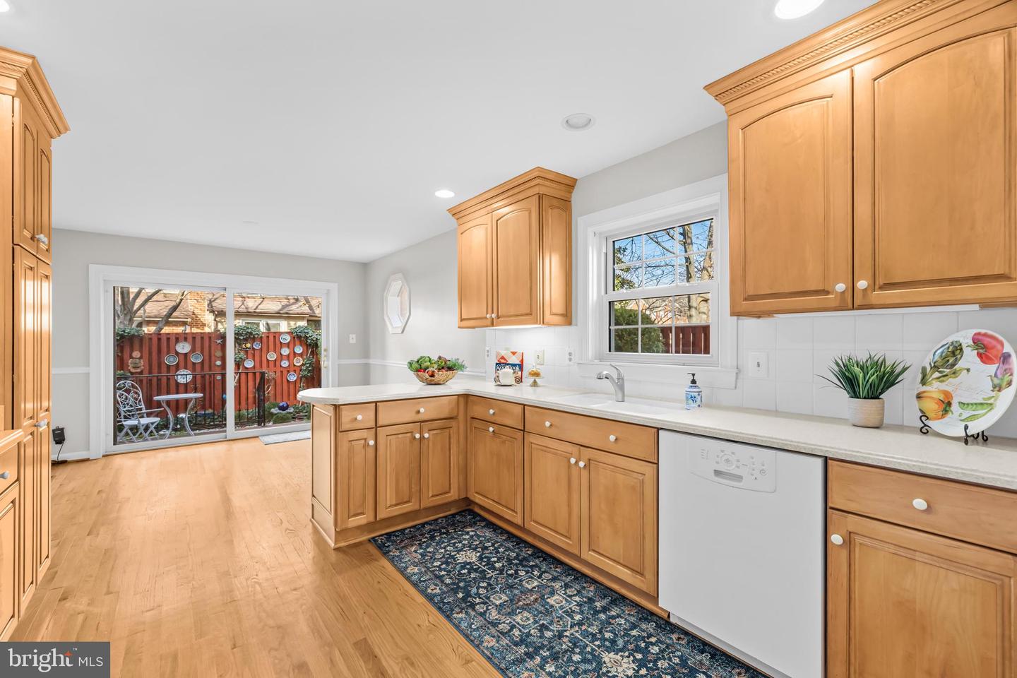 6260 CHAUCER LN, ALEXANDRIA, Virginia 22304, 4 Bedrooms Bedrooms, ,3 BathroomsBathrooms,Residential,For sale,6260 CHAUCER LN,VAFX2278046 MLS # VAFX2278046 6260 CHAUCER LN, ALEXANDRIA, Virginia 22304, 4 Bedrooms Bedrooms, ,3 BathroomsBathrooms,Residential,For sale,6260 CHAUCER LN,VAFX2278046 MLS # VAFX2278046