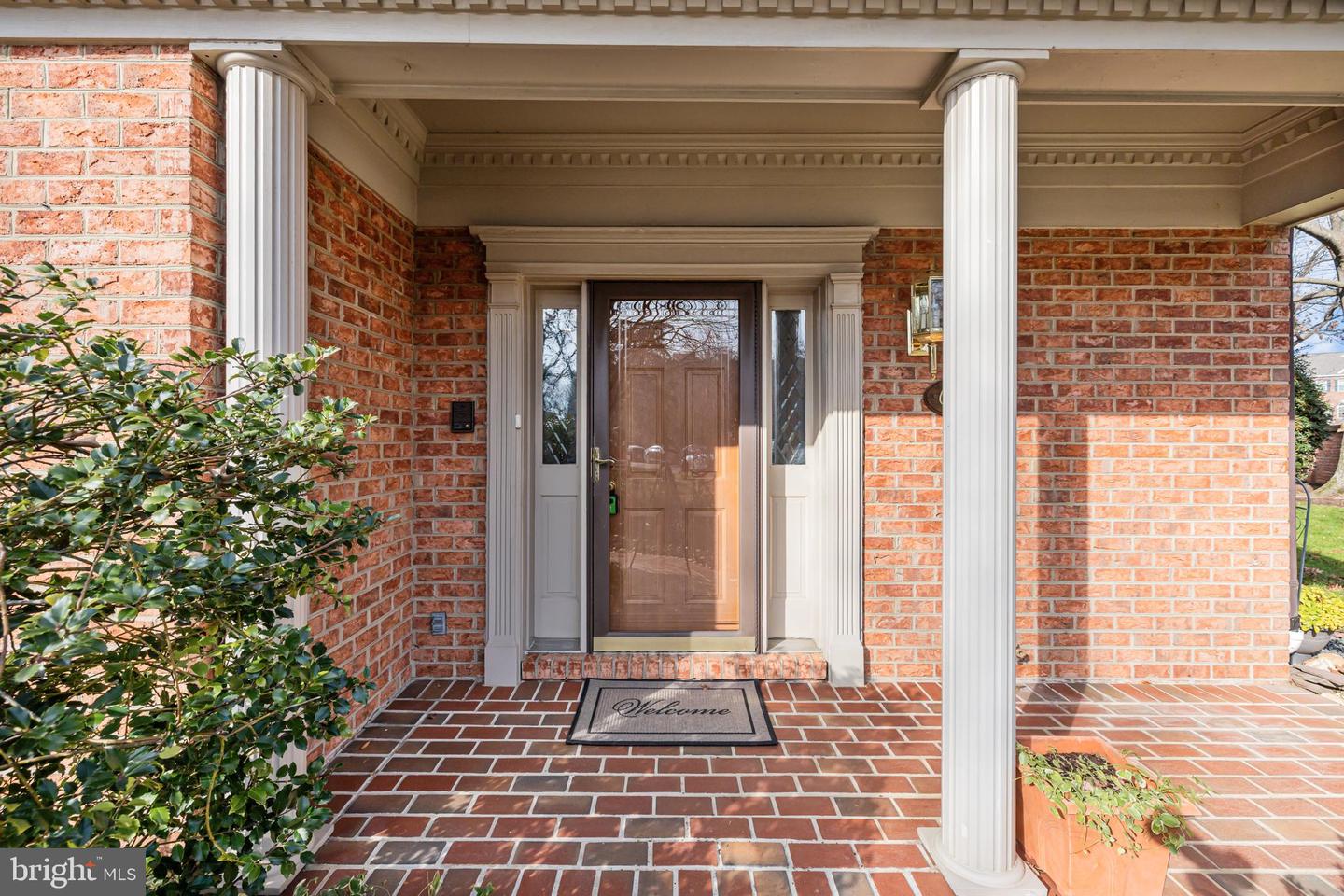 6260 CHAUCER LN, ALEXANDRIA, Virginia 22304, 4 Bedrooms Bedrooms, ,3 BathroomsBathrooms,Residential,For sale,6260 CHAUCER LN,VAFX2278046 MLS # VAFX2278046 6260 CHAUCER LN, ALEXANDRIA, Virginia 22304, 4 Bedrooms Bedrooms, ,3 BathroomsBathrooms,Residential,For sale,6260 CHAUCER LN,VAFX2278046 MLS # VAFX2278046