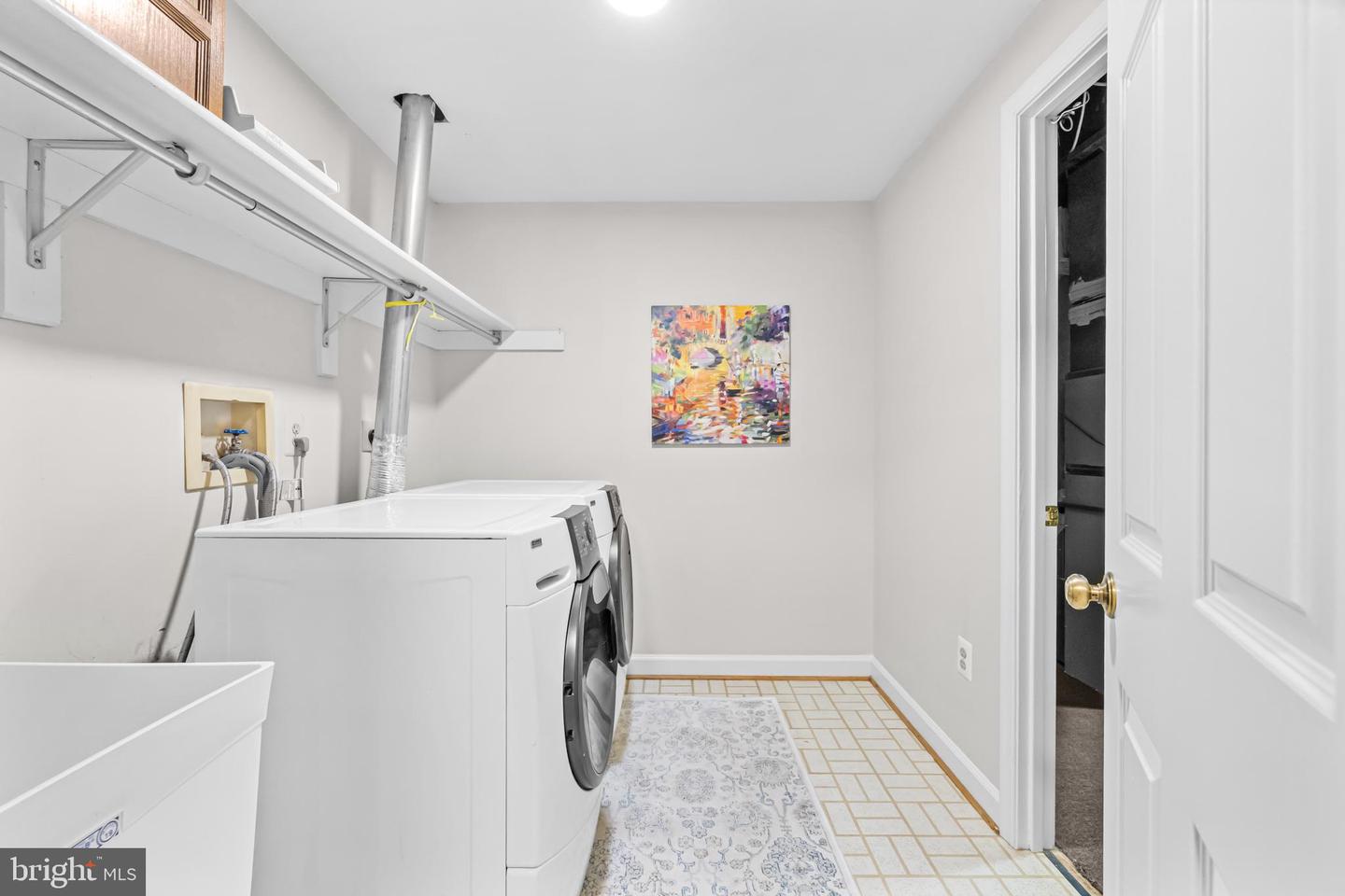 6260 CHAUCER LN, ALEXANDRIA, Virginia 22304, 4 Bedrooms Bedrooms, ,3 BathroomsBathrooms,Residential,For sale,6260 CHAUCER LN,VAFX2278046 MLS # VAFX2278046 6260 CHAUCER LN, ALEXANDRIA, Virginia 22304, 4 Bedrooms Bedrooms, ,3 BathroomsBathrooms,Residential,For sale,6260 CHAUCER LN,VAFX2278046 MLS # VAFX2278046