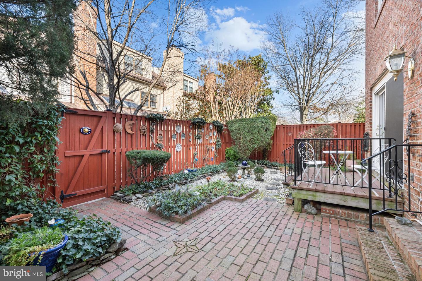 6260 CHAUCER LN, ALEXANDRIA, Virginia 22304, 4 Bedrooms Bedrooms, ,3 BathroomsBathrooms,Residential,For sale,6260 CHAUCER LN,VAFX2278046 MLS # VAFX2278046 6260 CHAUCER LN, ALEXANDRIA, Virginia 22304, 4 Bedrooms Bedrooms, ,3 BathroomsBathrooms,Residential,For sale,6260 CHAUCER LN,VAFX2278046 MLS # VAFX2278046