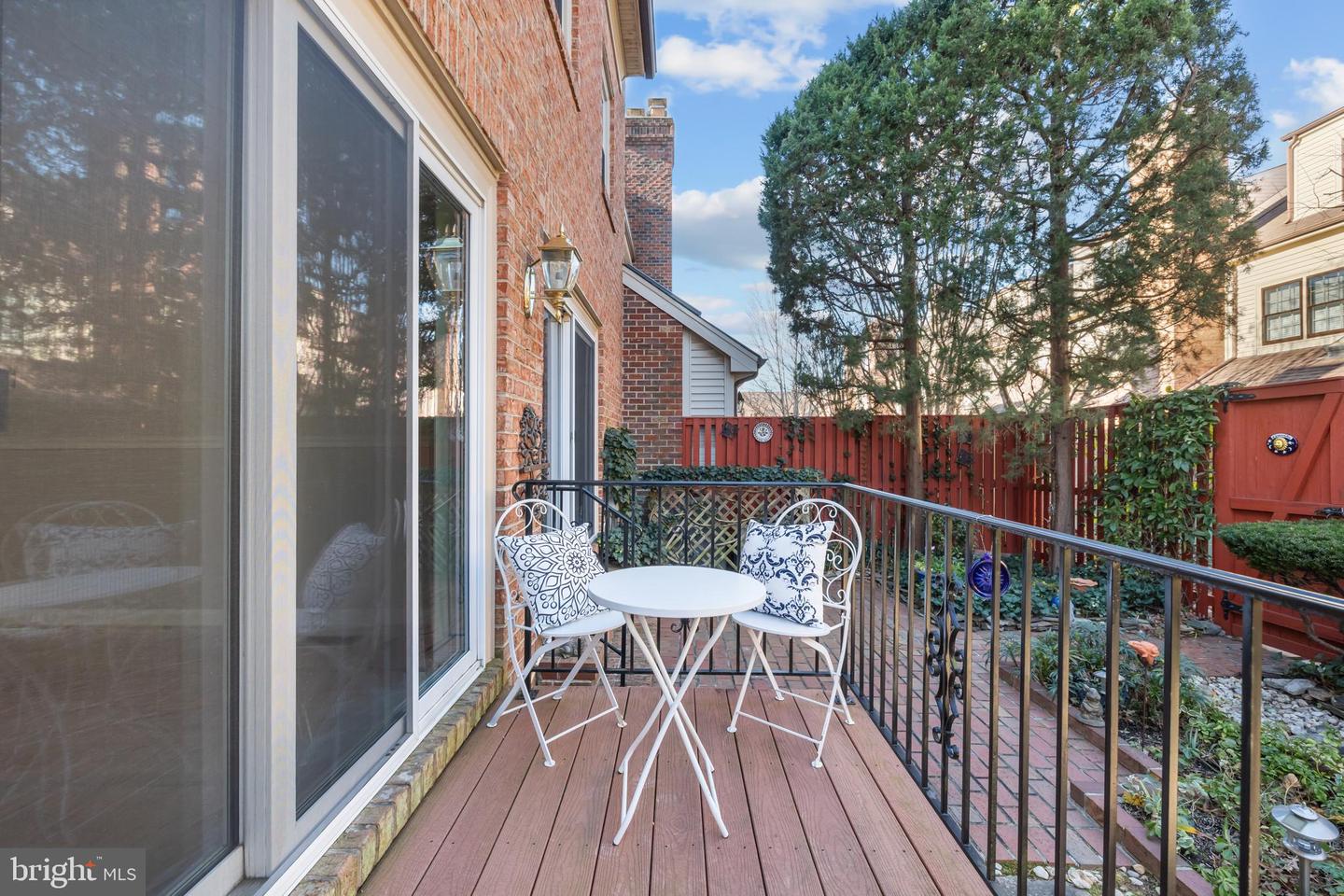 6260 CHAUCER LN, ALEXANDRIA, Virginia 22304, 4 Bedrooms Bedrooms, ,3 BathroomsBathrooms,Residential,For sale,6260 CHAUCER LN,VAFX2278046 MLS # VAFX2278046 6260 CHAUCER LN, ALEXANDRIA, Virginia 22304, 4 Bedrooms Bedrooms, ,3 BathroomsBathrooms,Residential,For sale,6260 CHAUCER LN,VAFX2278046 MLS # VAFX2278046