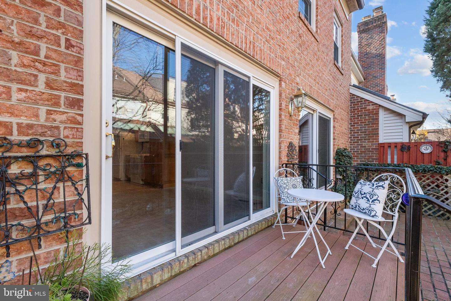 6260 CHAUCER LN, ALEXANDRIA, Virginia 22304, 4 Bedrooms Bedrooms, ,3 BathroomsBathrooms,Residential,For sale,6260 CHAUCER LN,VAFX2278046 MLS # VAFX2278046 6260 CHAUCER LN, ALEXANDRIA, Virginia 22304, 4 Bedrooms Bedrooms, ,3 BathroomsBathrooms,Residential,For sale,6260 CHAUCER LN,VAFX2278046 MLS # VAFX2278046