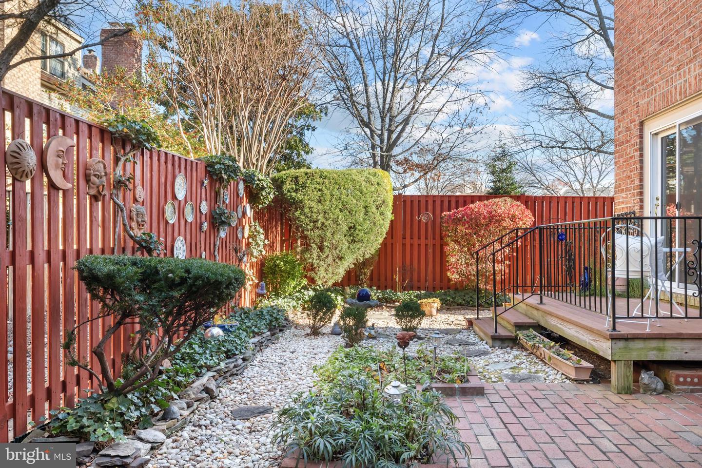 6260 CHAUCER LN, ALEXANDRIA, Virginia 22304, 4 Bedrooms Bedrooms, ,3 BathroomsBathrooms,Residential,For sale,6260 CHAUCER LN,VAFX2278046 MLS # VAFX2278046 6260 CHAUCER LN, ALEXANDRIA, Virginia 22304, 4 Bedrooms Bedrooms, ,3 BathroomsBathrooms,Residential,For sale,6260 CHAUCER LN,VAFX2278046 MLS # VAFX2278046