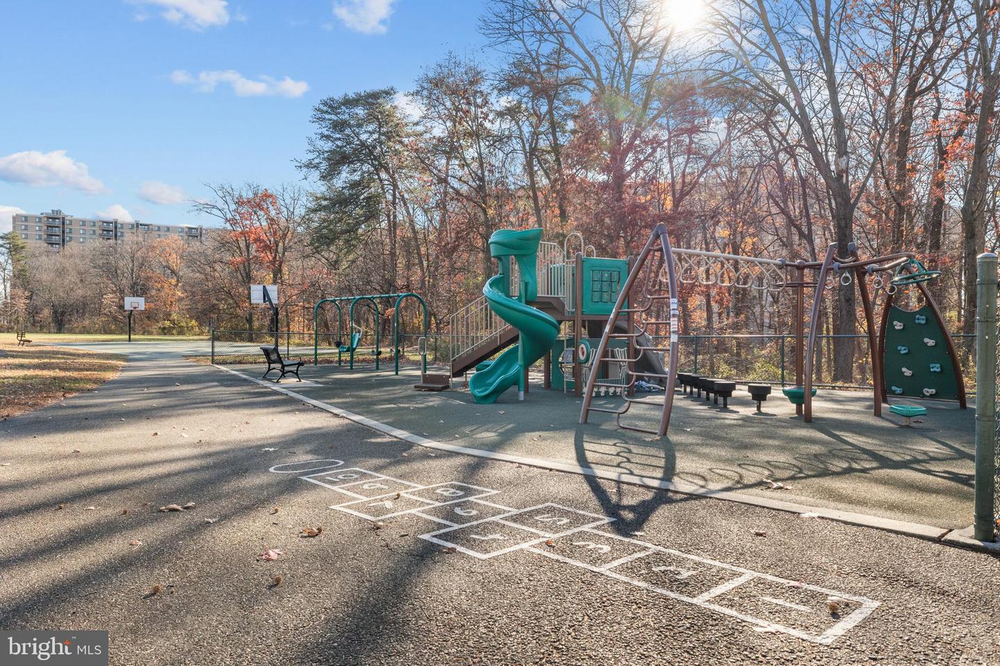 6260 CHAUCER LN, ALEXANDRIA, Virginia 22304, 4 Bedrooms Bedrooms, ,3 BathroomsBathrooms,Residential,For sale,6260 CHAUCER LN,VAFX2278046 MLS # VAFX2278046 6260 CHAUCER LN, ALEXANDRIA, Virginia 22304, 4 Bedrooms Bedrooms, ,3 BathroomsBathrooms,Residential,For sale,6260 CHAUCER LN,VAFX2278046 MLS # VAFX2278046