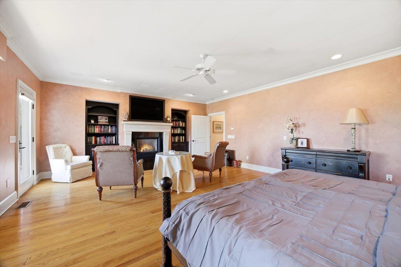 2223 AIRPORT RD, BRIDGEWATER, Virginia 22812, 5 Bedrooms Bedrooms, ,5 BathroomsBathrooms,Residential,2223 AIRPORT RD,671275 MLS # 671275