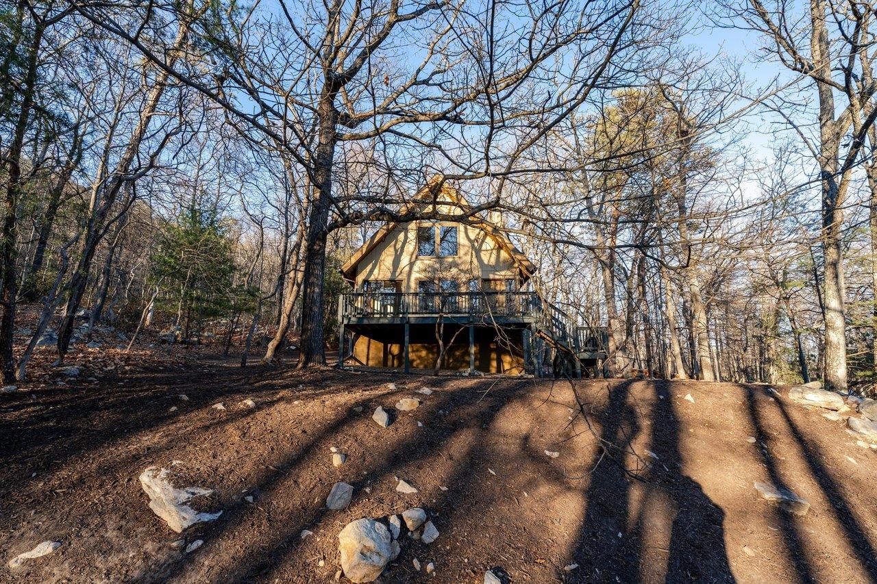 240 CONGERS LN, MCGAHEYSVILLE, Virginia 22840, 2 Bedrooms Bedrooms, ,2 BathroomsBathrooms,Residential,Nature-Loving Cozy Bungalow,240 CONGERS LN,672215 MLS # 672215