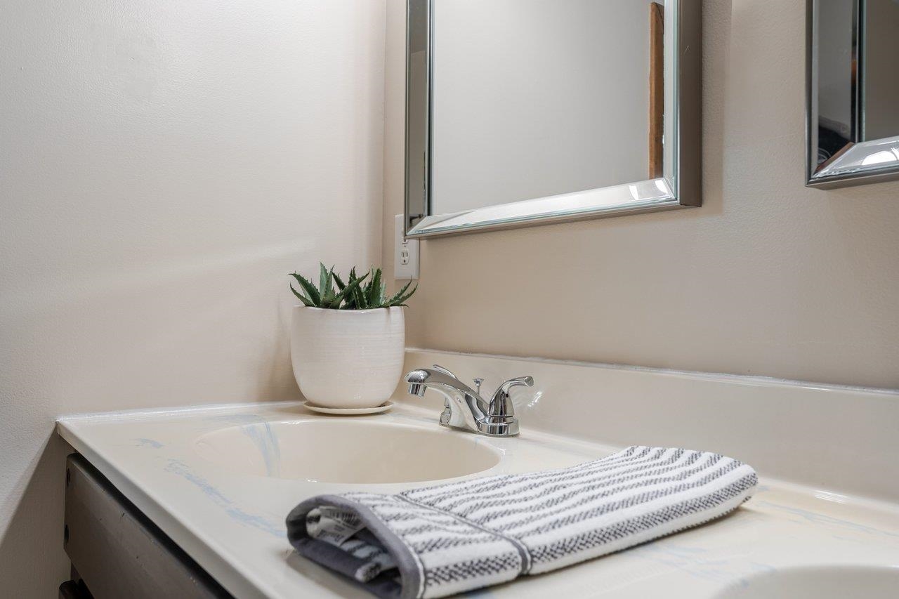 240 CONGERS LN, MCGAHEYSVILLE, Virginia 22840, 2 Bedrooms Bedrooms, ,2 BathroomsBathrooms,Residential,Nature-Loving Cozy Bungalow,240 CONGERS LN,672215 MLS # 672215