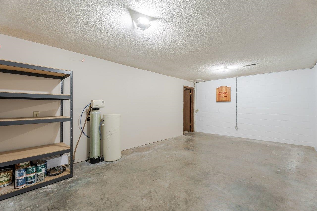 240 CONGERS LN, MCGAHEYSVILLE, Virginia 22840, 2 Bedrooms Bedrooms, ,2 BathroomsBathrooms,Residential,Nature-Loving Cozy Bungalow,240 CONGERS LN,672215 MLS # 672215