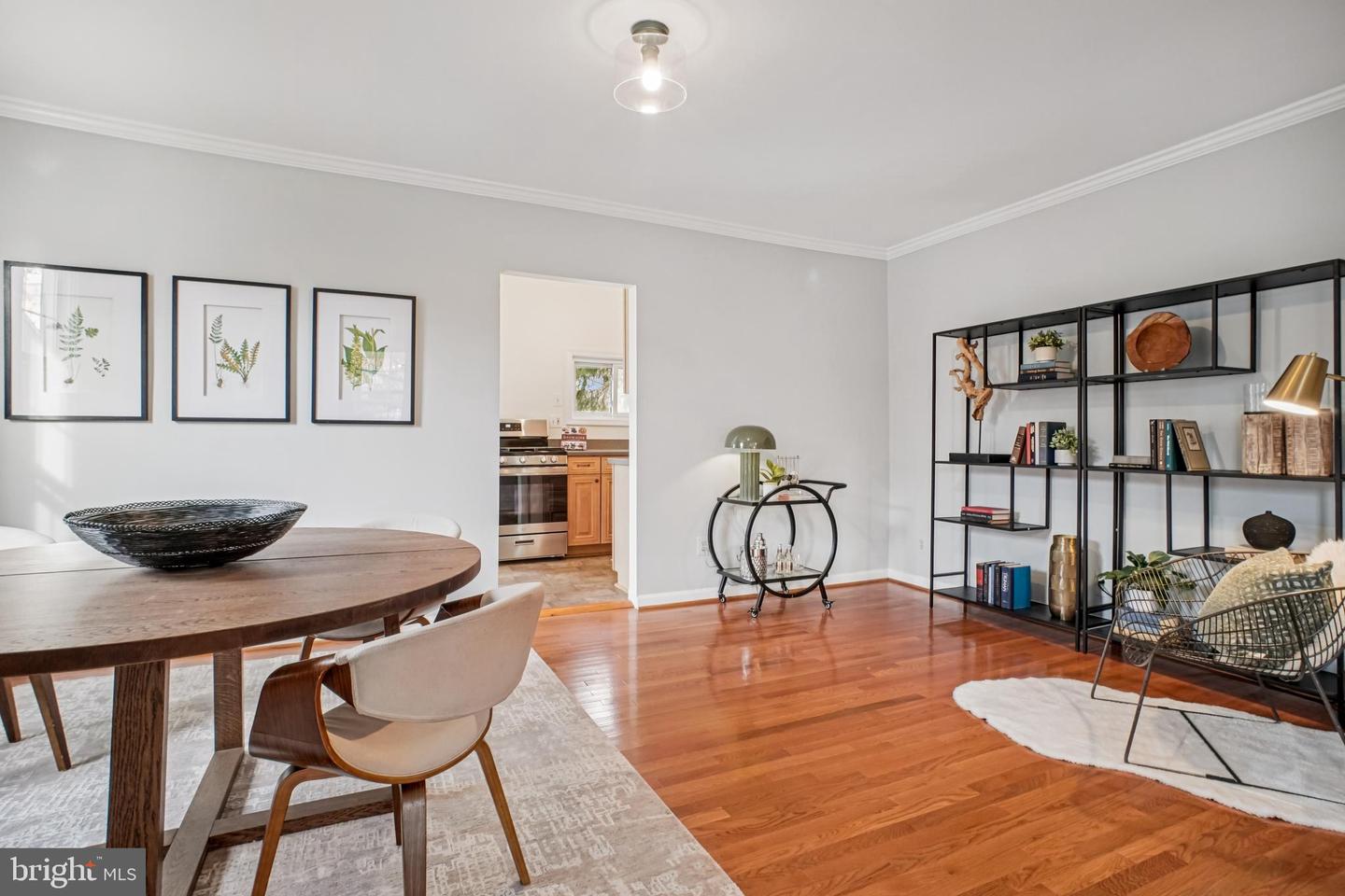 104 E GLEBE RD, ALEXANDRIA, Virginia 22305, 2 Bedrooms Bedrooms, ,1 BathroomBathrooms,Residential,For sale,104 E GLEBE RD,VAAX2051932 MLS # VAAX2051932