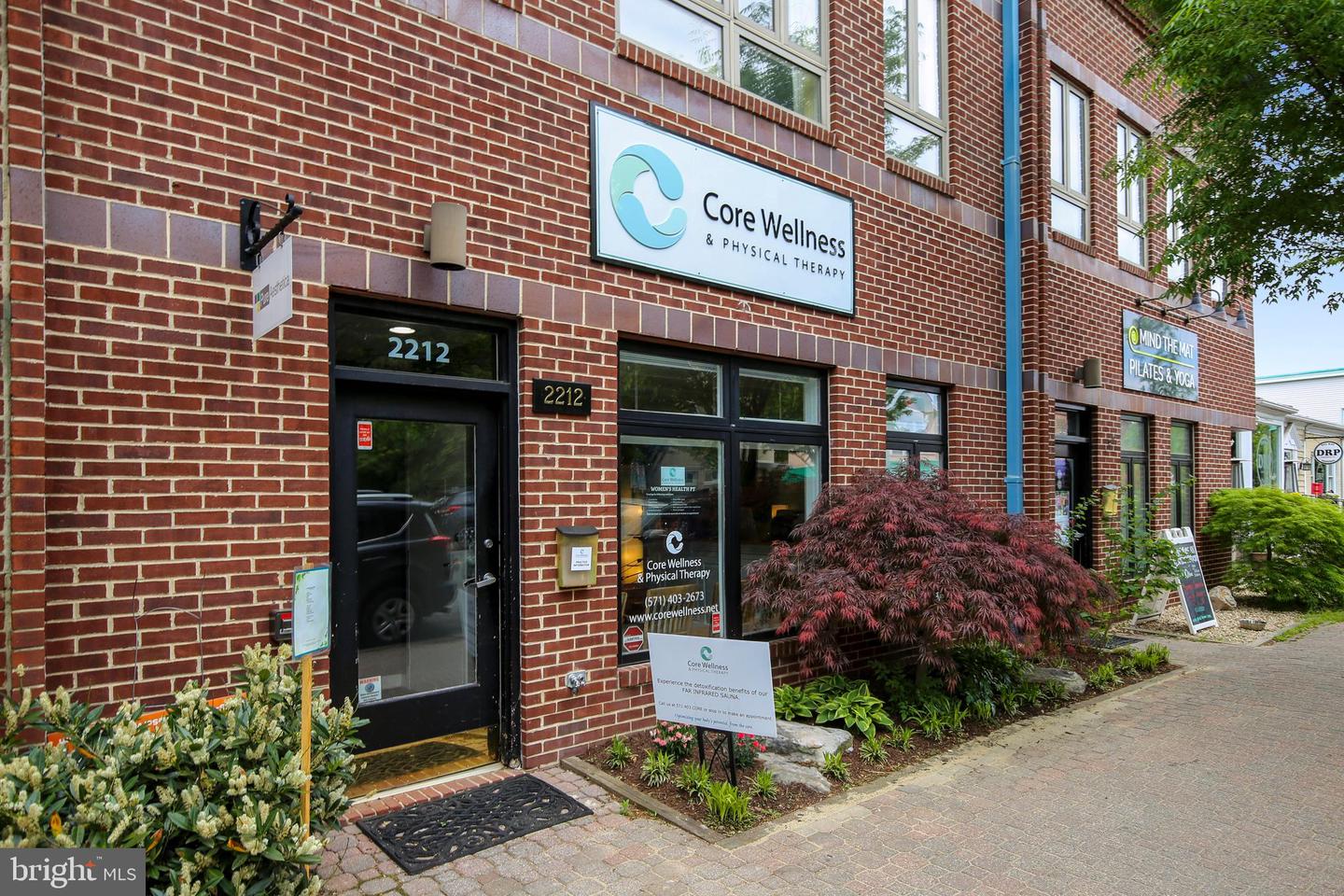 104 E GLEBE RD, ALEXANDRIA, Virginia 22305, 2 Bedrooms Bedrooms, ,1 BathroomBathrooms,Residential,For sale,104 E GLEBE RD,VAAX2051932 MLS # VAAX2051932