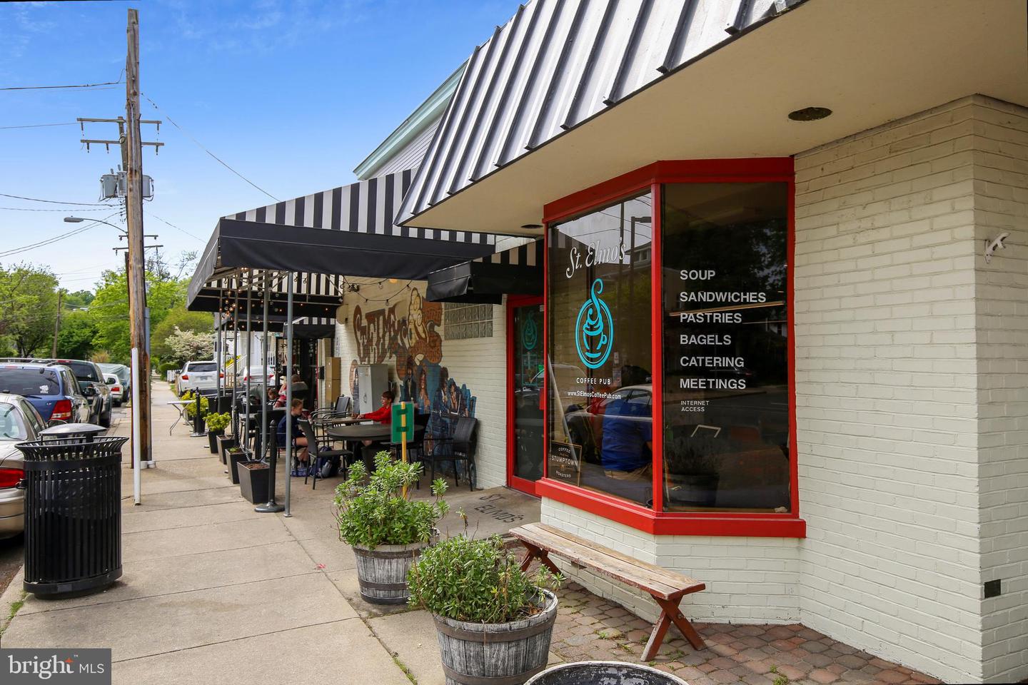 104 E GLEBE RD, ALEXANDRIA, Virginia 22305, 2 Bedrooms Bedrooms, ,1 BathroomBathrooms,Residential,For sale,104 E GLEBE RD,VAAX2051932 MLS # VAAX2051932