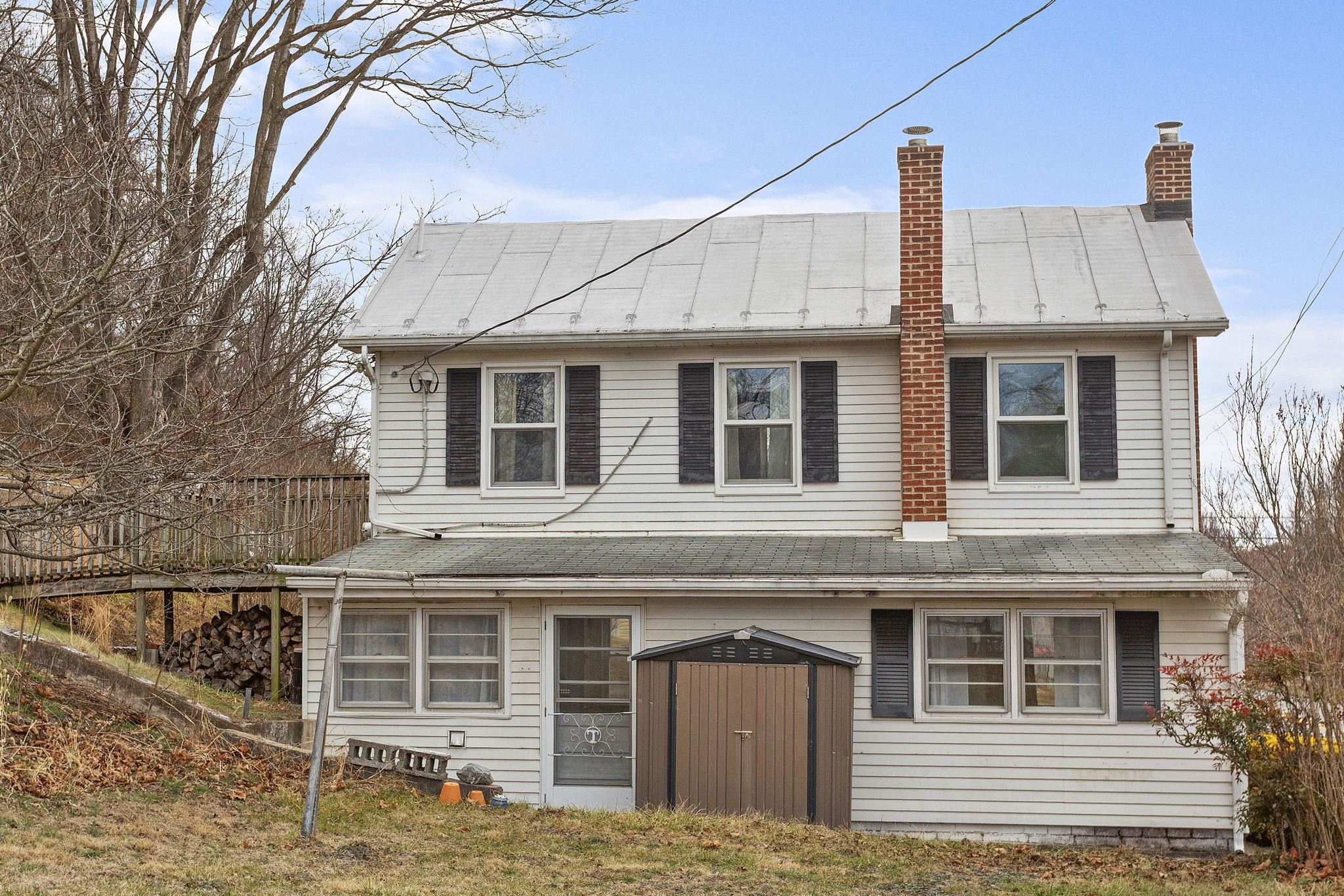 157 BUFFALO GAP HWY, CHURCHVILLE, Virginia 24421, 3 Bedrooms Bedrooms, ,1 BathroomBathrooms,Residential,157 BUFFALO GAP HWY,672222 MLS # 672222