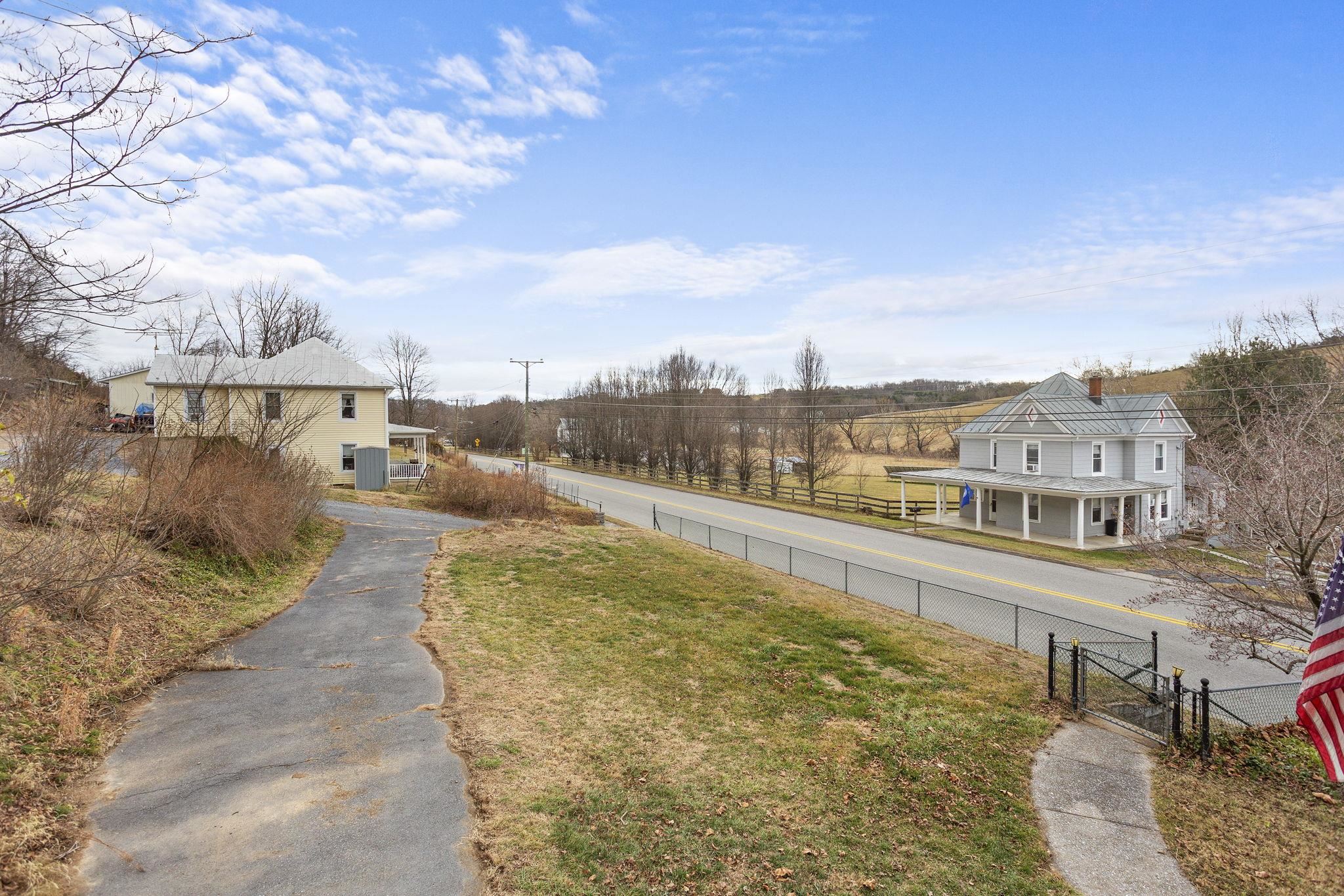 157 BUFFALO GAP HWY, CHURCHVILLE, Virginia 24421, 3 Bedrooms Bedrooms, ,1 BathroomBathrooms,Residential,157 BUFFALO GAP HWY,672222 MLS # 672222